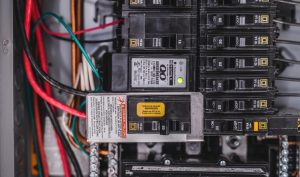 Circuit breaker